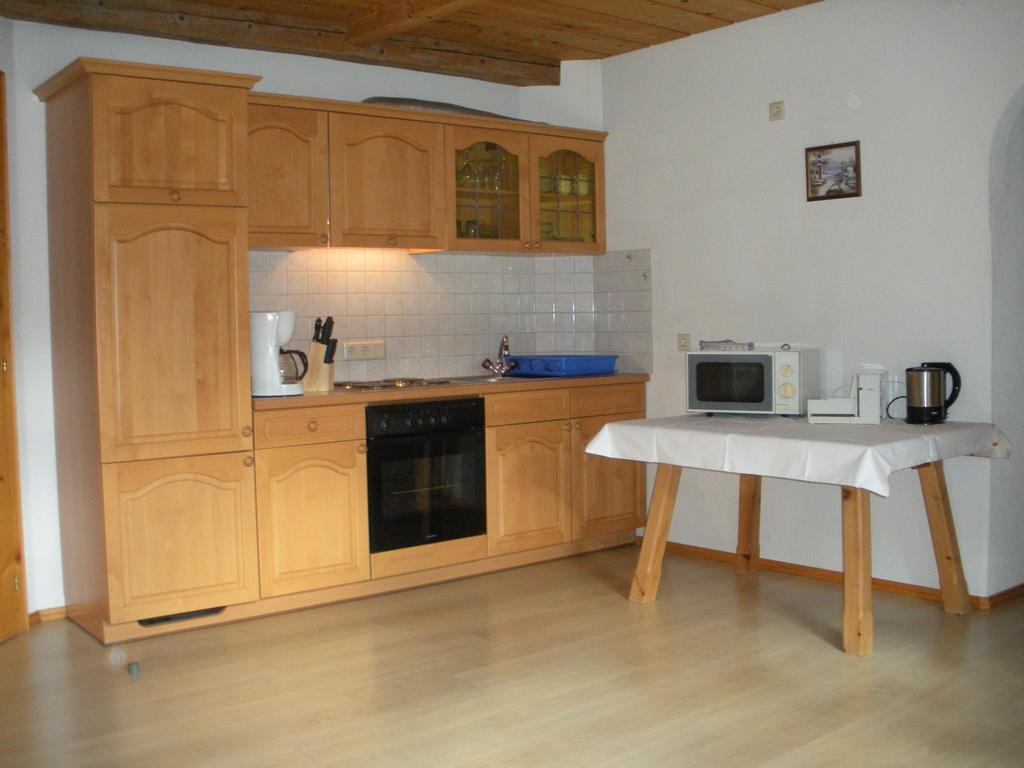 Apartment Christine Oettl Pfunds Room photo